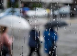 Καιρός: Τοπικές βροχές και άνοδος της θερμοκρασίας – Άνεμοι έως 9 μποφόρ