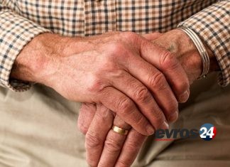 Προφύλαξη από απάτες: Πώς θα βοηθήσετε τα ηλικιωμένα μέλη της οικογένειας να αποφύγουν τις απάτες