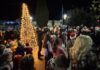 Άναψε το Χριστουγεννιάτικο δέντρο στη Μαΐστρο Αλεξανδρούπολης σε γιορτινή ατμόσφαιρα