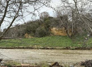 Αποκαταστάθηκε η υδροδότηση στην Αμφιτρίτη μετά από εναέρια διέλευση αγωγού