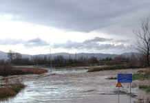 Σοβαρά πλημμυρικά φαινόμενα στο Κόσμιο Ροδόπης – Προβλήματα στην κυκλοφορία